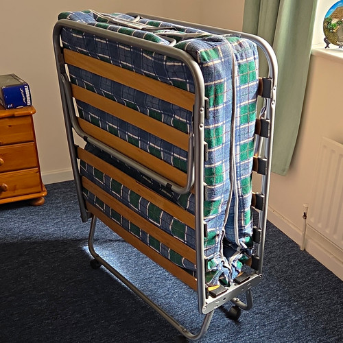 Single folding bed - folding,
